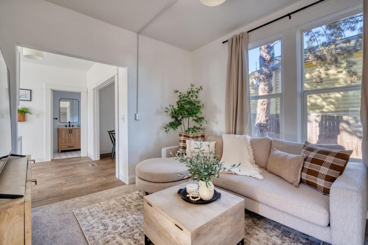 Holiday home - Haven By The Hill - Downtown & Ohsu Proximity! *